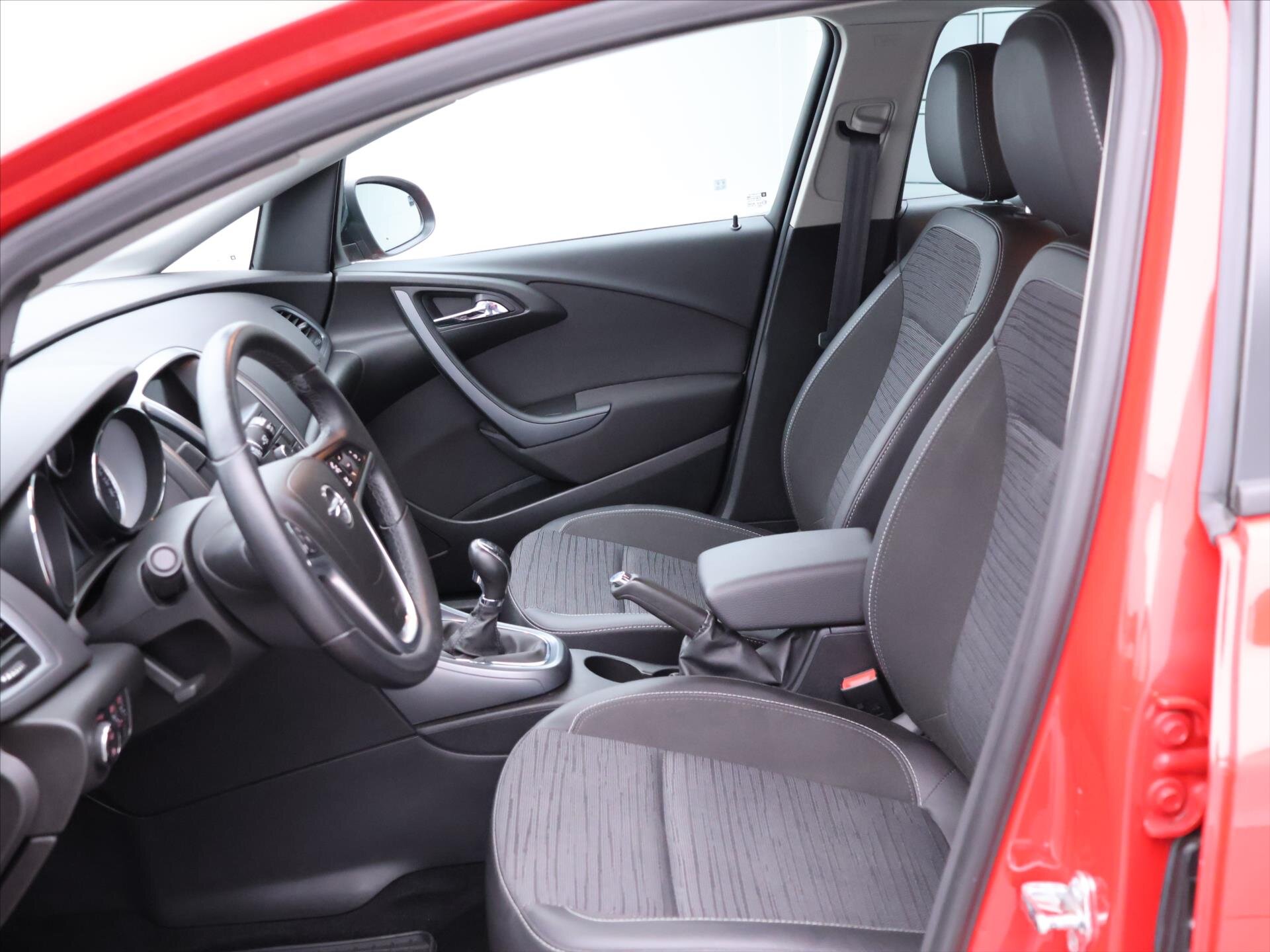 Opel Astra Hatchback 1,4 l 88 kw