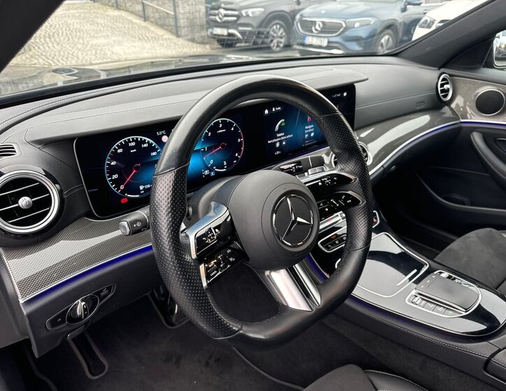 Mercedes-Benz Třídy E Kombi 2,9 l 243 kw