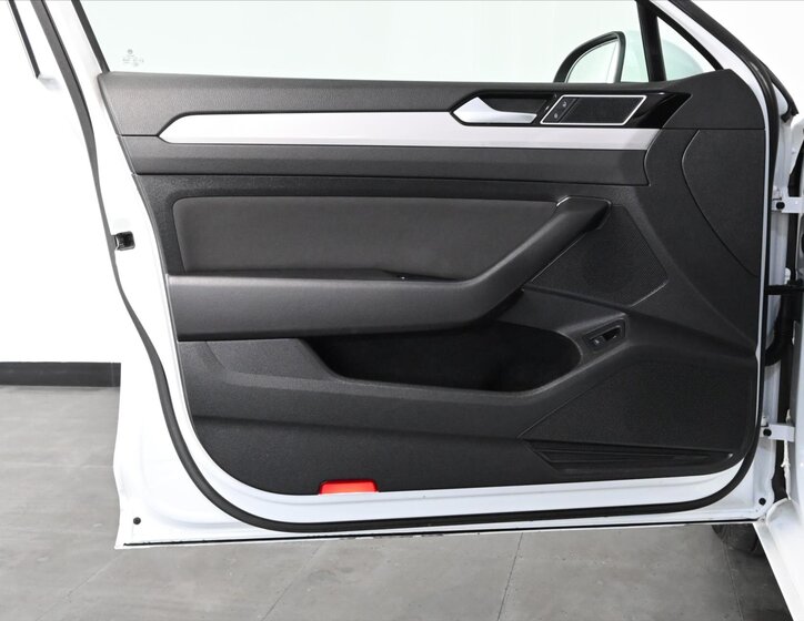 Volkswagen Passat Kombi 2,0 l 110 kw