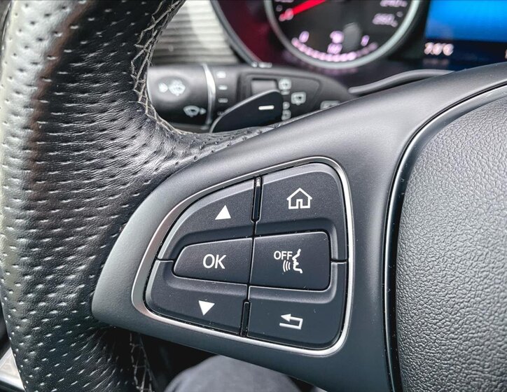 Mercedes-Benz Třídy V MPV 2,0 l 176 kw