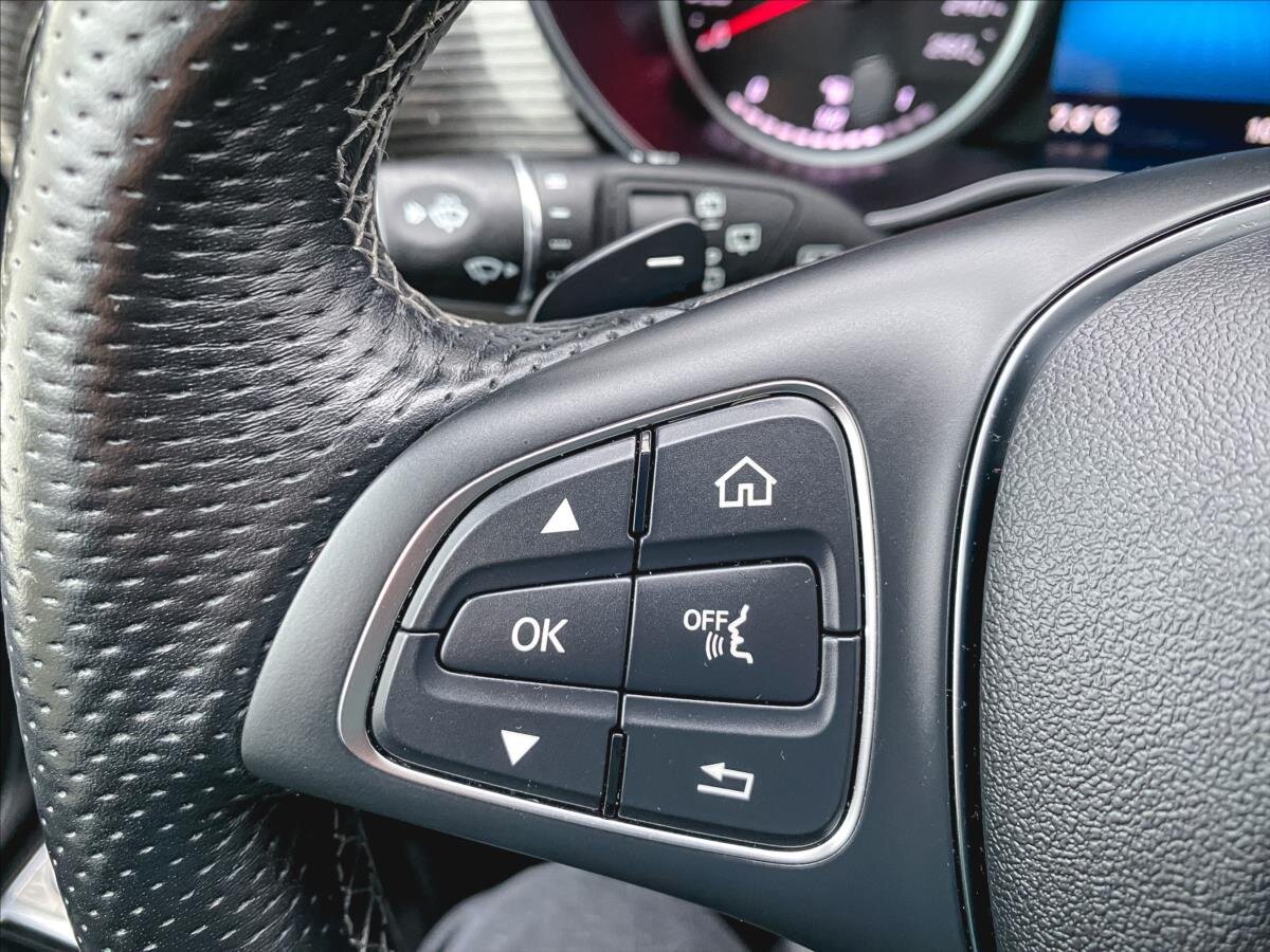 Mercedes-Benz Třídy V MPV 2,0 l 176 kw