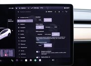 Tesla Model 3 Sedan 0,0 324 kw