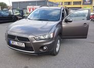 Mitsubishi Outlander 14