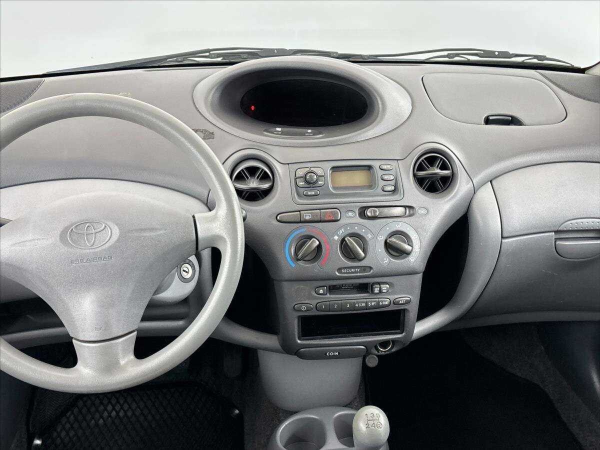 Toyota Yaris Hatchback 998,0 50 kw