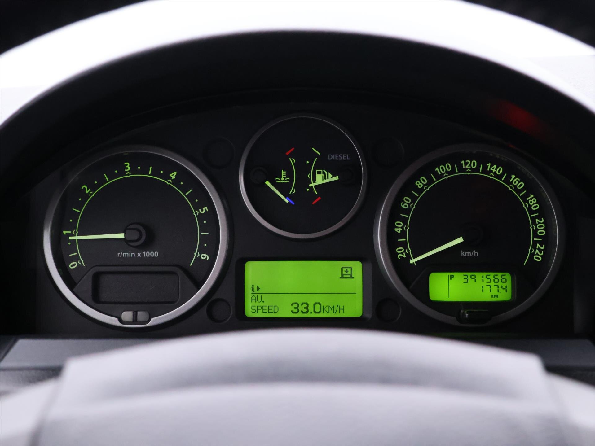 Land Rover Discovery SUV / Terénní 2,7 l 140 kw