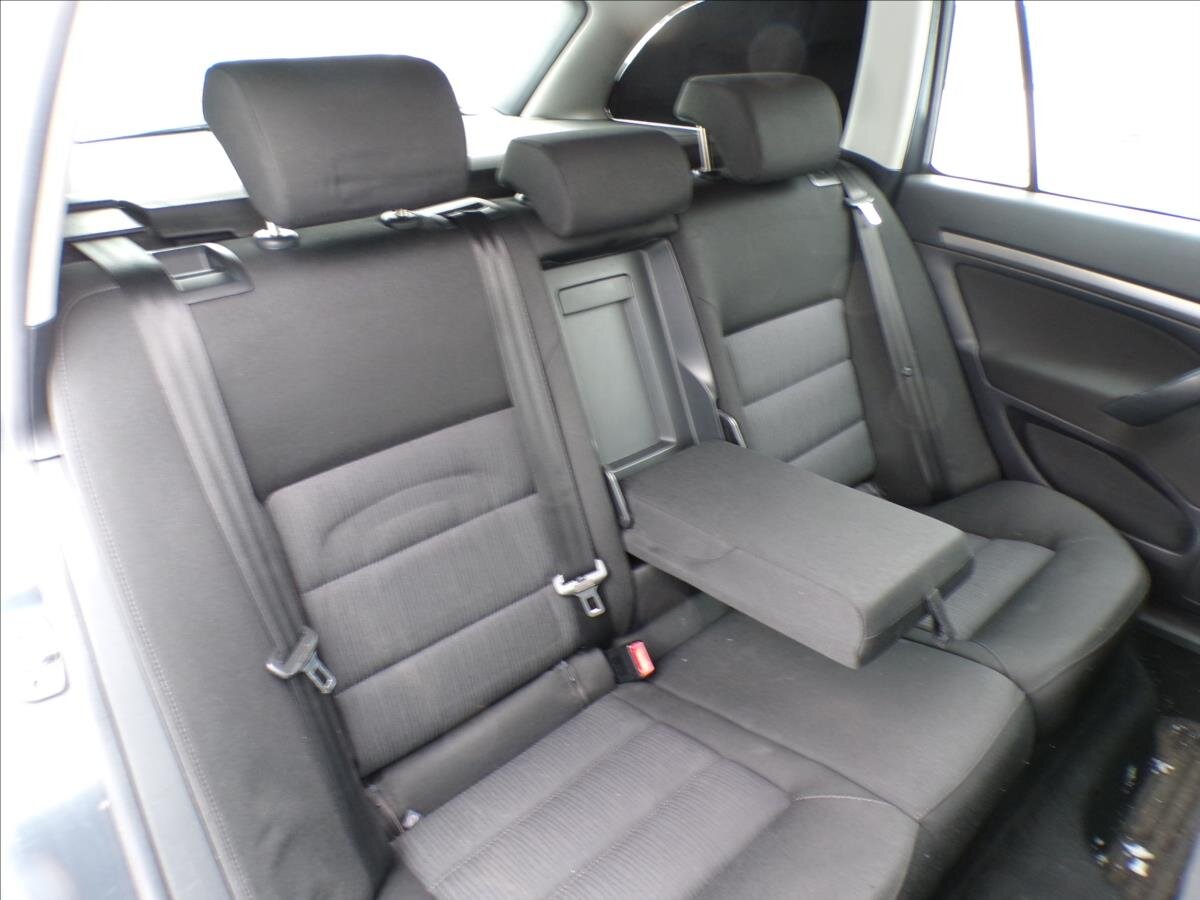 Škoda Octavia Kombi 2,0 l 103 kw