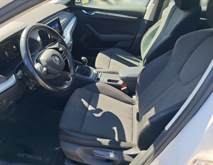 Škoda Octavia Kombi 2,0 l 110 kw