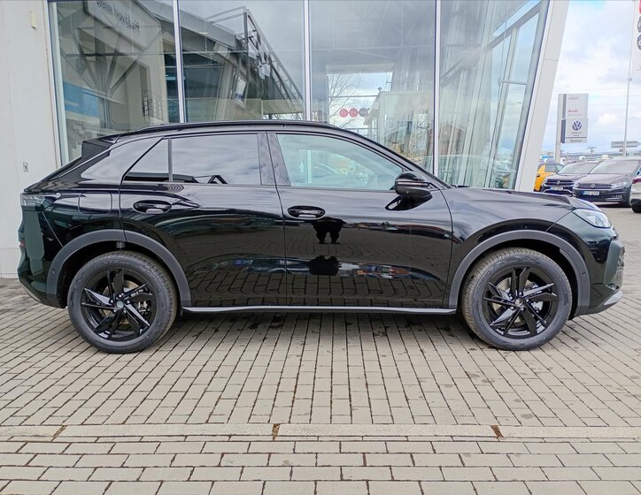 Volkswagen T-Roc SUV / Terénní 1,5 l 110 kw