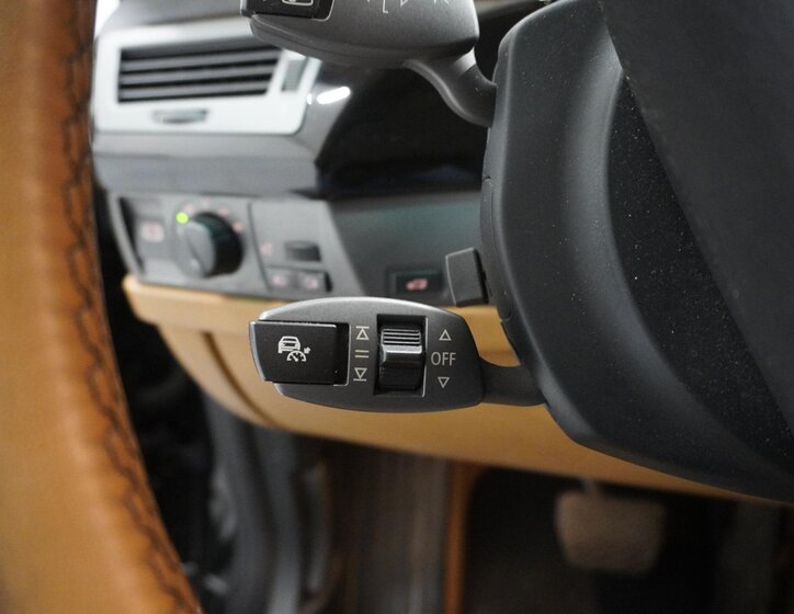 BMW Řada 7 Sedan 6,0 l 327 kw