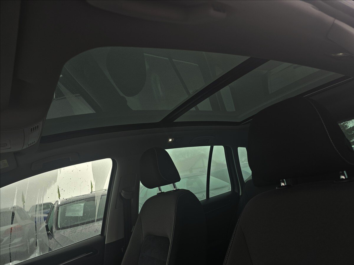 Volkswagen Golf Sportsvan Kombi 1,4 l 110 kw