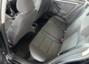 Volkswagen Golf Kombi 1,6 l 77 kw