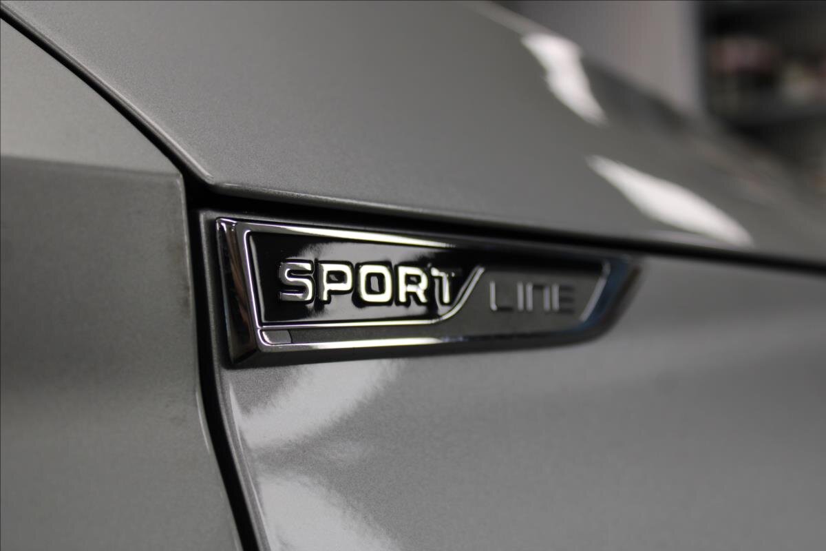 Škoda Superb Kombi 2,0 l 110 kw