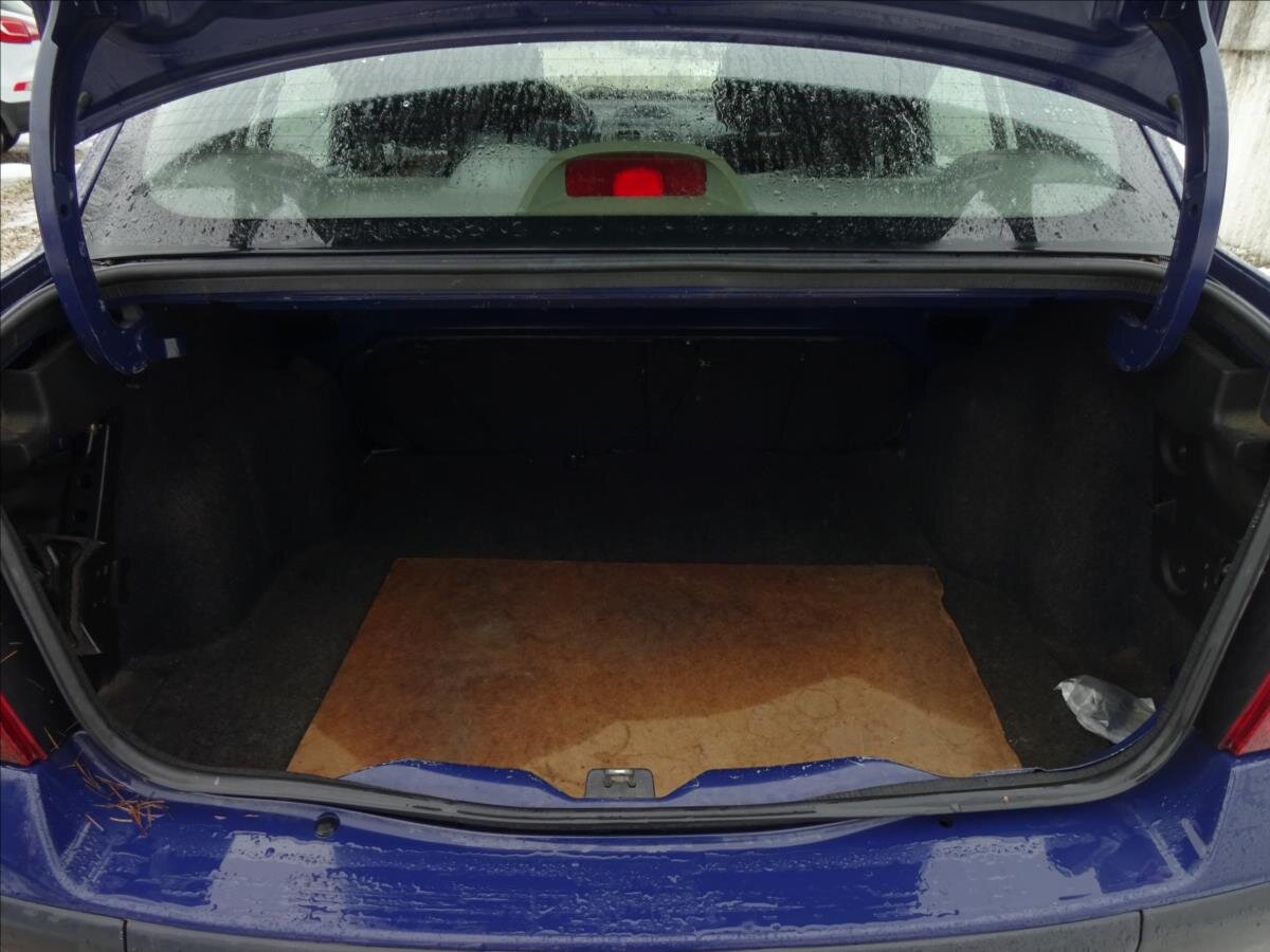 Renault Thalia Sedan 1,4 l 55 kw