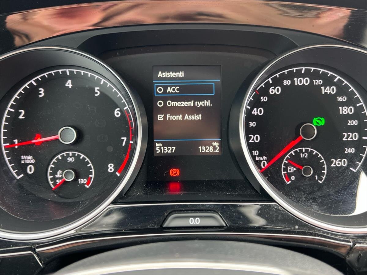 Volkswagen Touran Kombi 1,5 l 110 kw