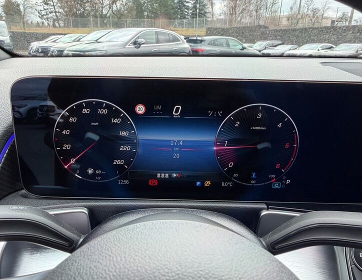 Mercedes-Benz GLB SUV / Terénní 2,0 l 110 kw