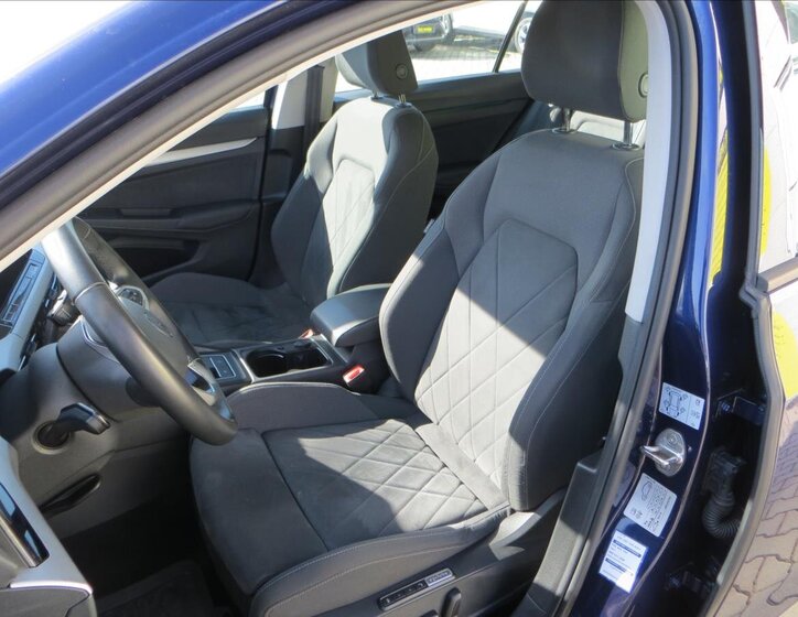 Volkswagen Golf Kombi 2,0 l 85 kw