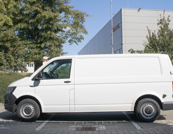 Volkswagen Transporter 9