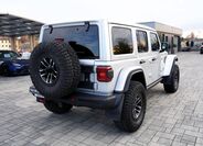 Jeep Wrangler 5