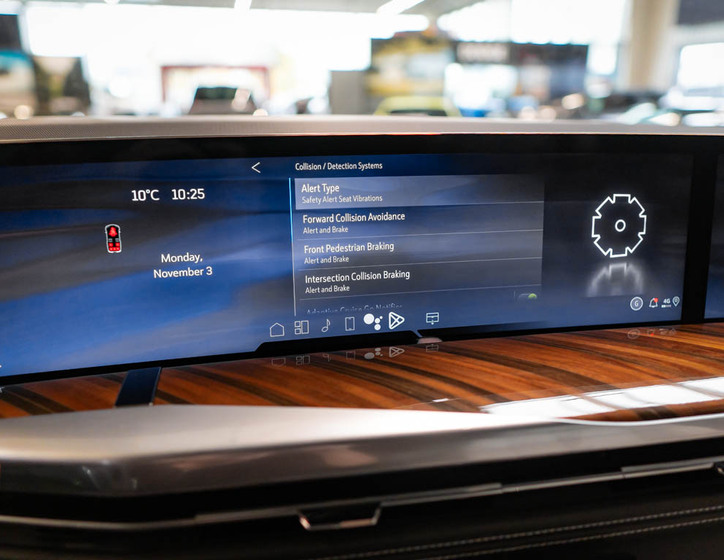 Cadillac Escalade 39