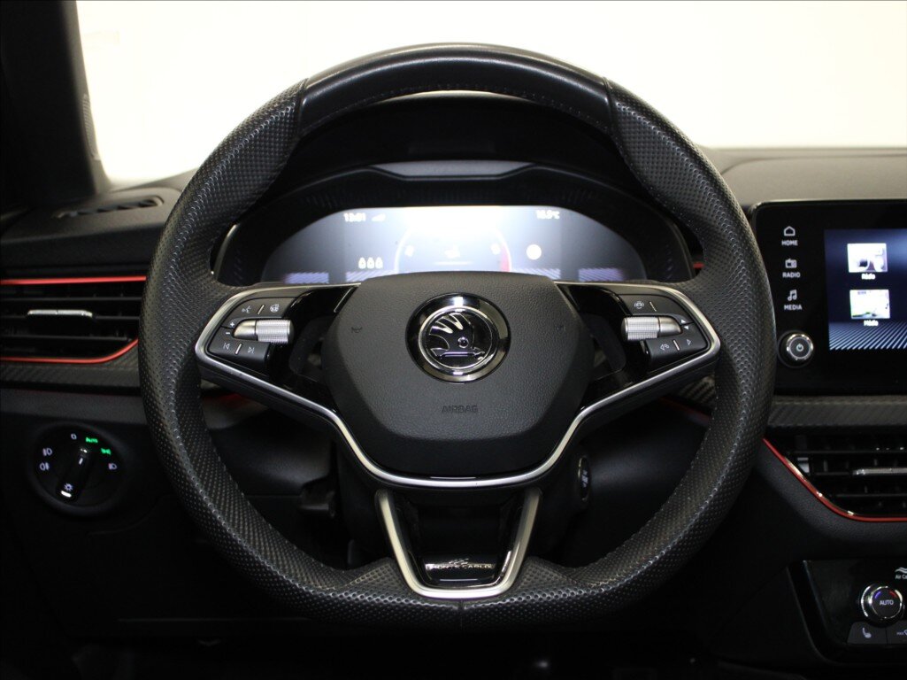 Škoda Kamiq SUV / Terénní 1,5 l 110 kw