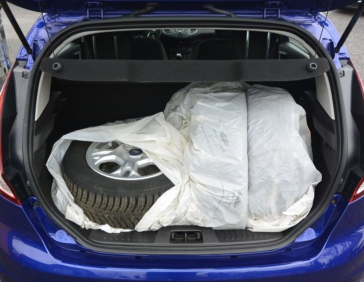 Ford Fiesta Hatchback 998,0 74 kw