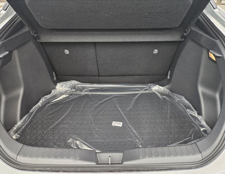 Toyota C-HR Hatchback 1,8 l 72 kw