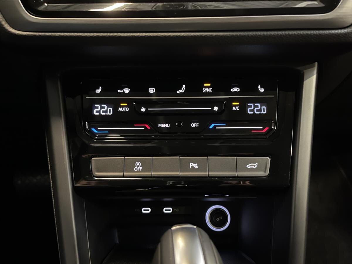 Volkswagen Touran MPV 1,5 l 110 kw