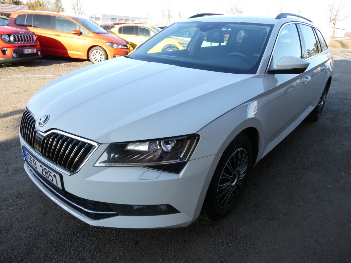 Škoda Superb Kombi 2,0 l 110 kw