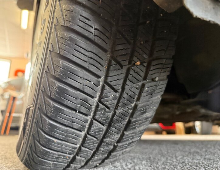 Peugeot 208 Hatchback 1,4 l 70 kw