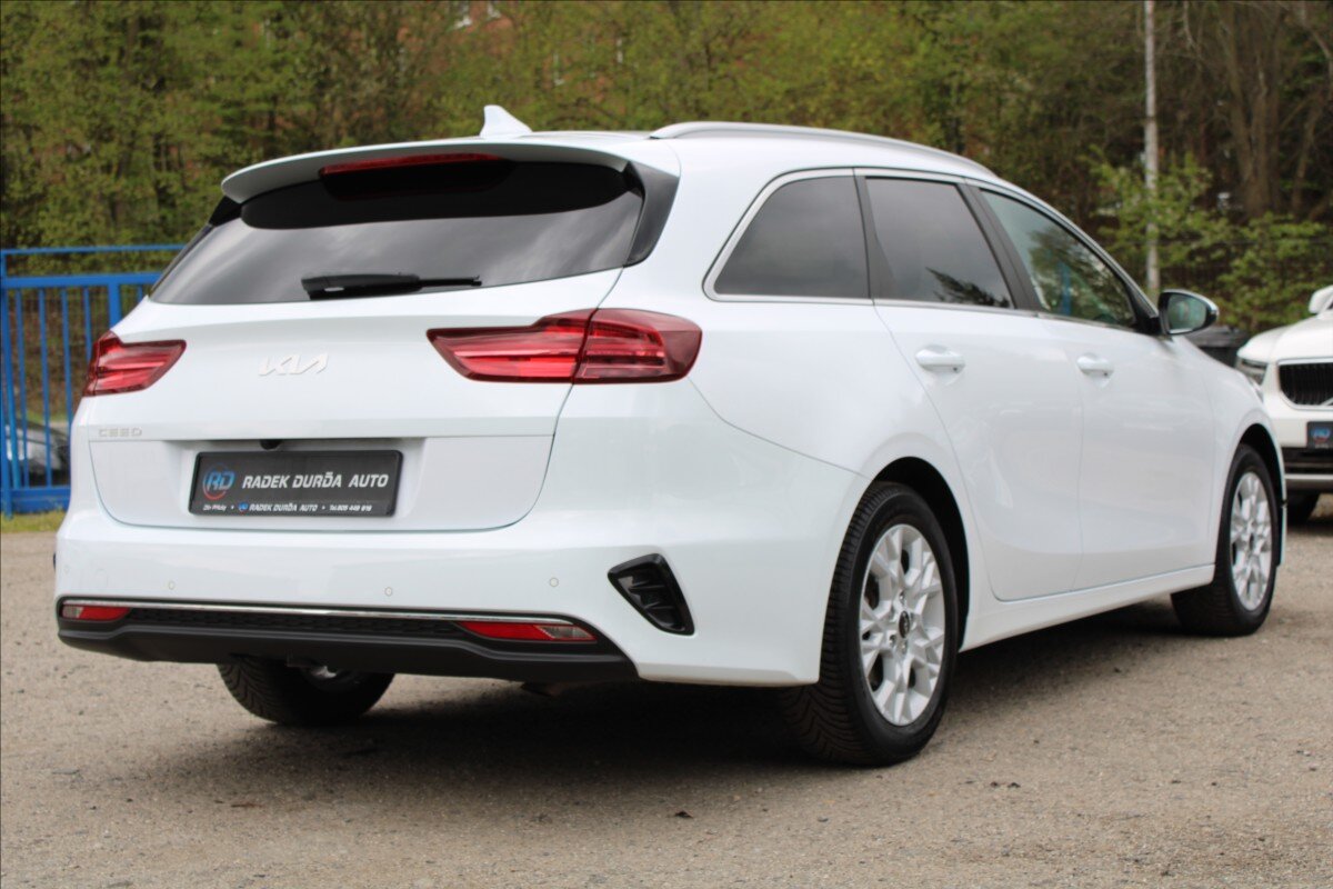 KIA Ceed Kombi 1,5 l 117 kw