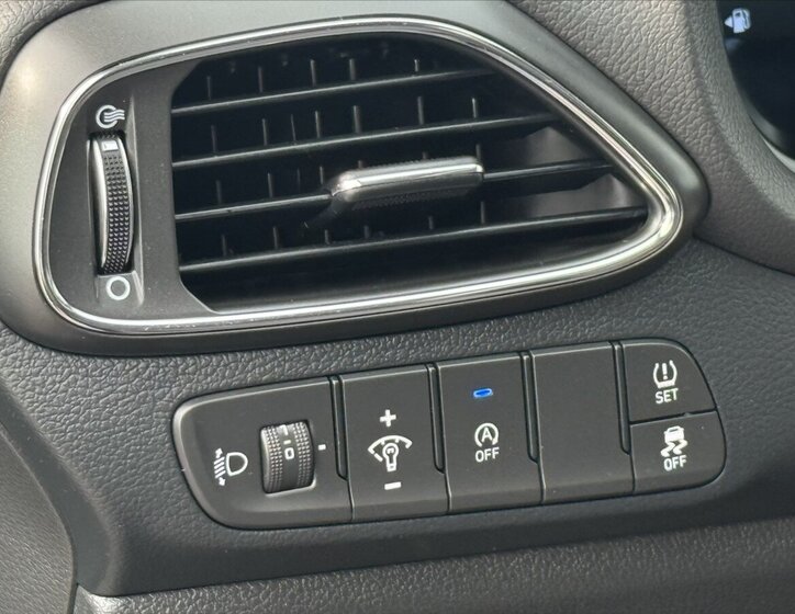 Hyundai i30 Kombi 1,5 l 103 kw