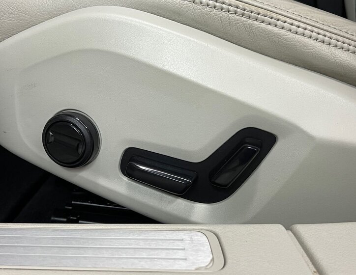 Volvo V60 Kombi 2,0 l 110 kw