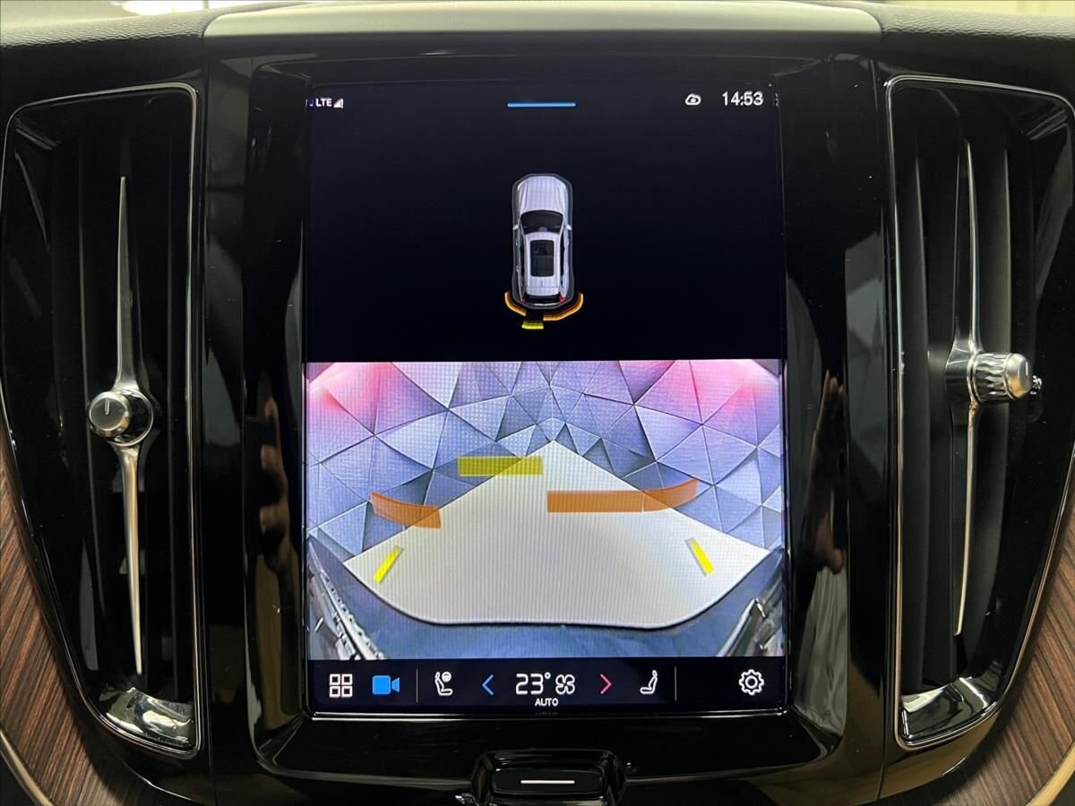 Volvo XC60 SUV 2,0 l 186 kw