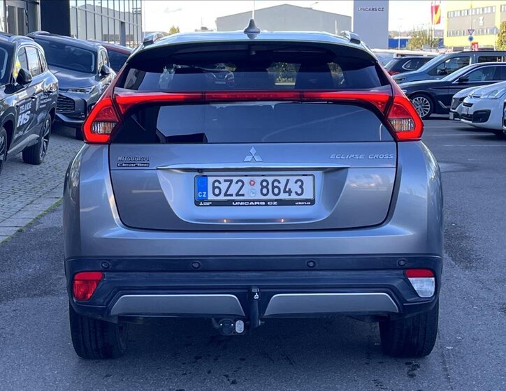 Mitsubishi Eclipse Cross 6