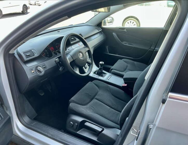 Volkswagen Passat 11