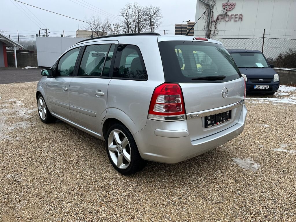 Opel Zafira MPV 1,9 l 88 kw