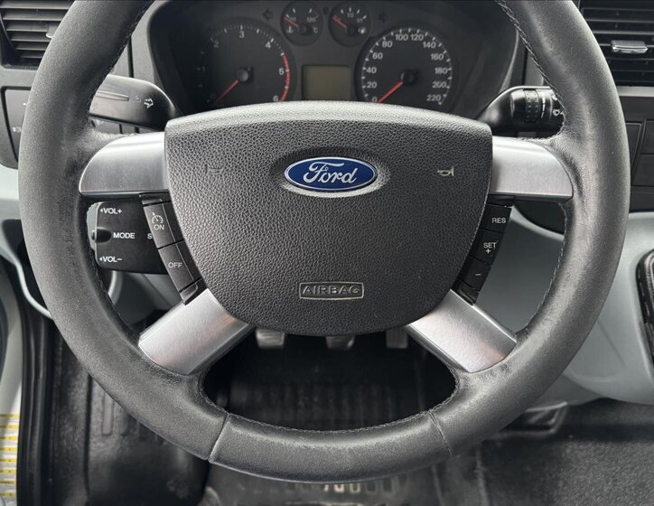 Ford Transit Skříň 2,2 l 114 kw