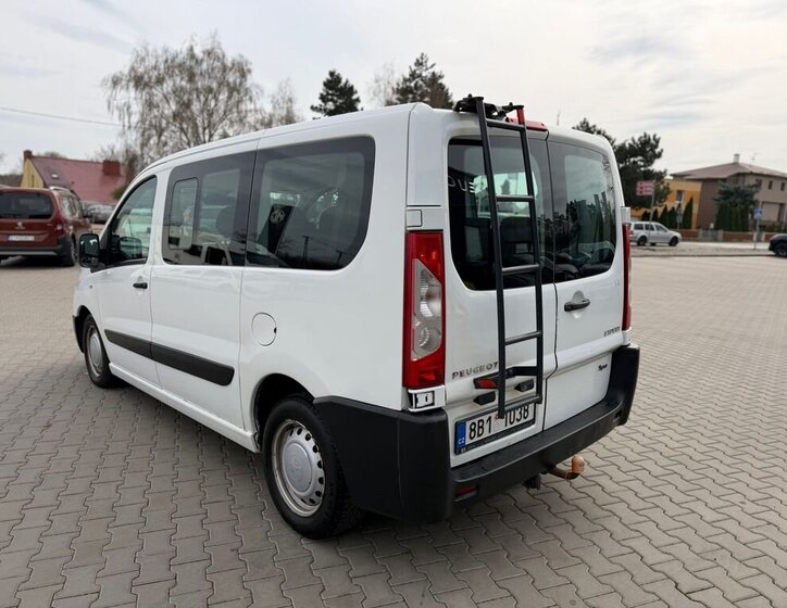 Peugeot Expert MPV 2,0 l 88 kw