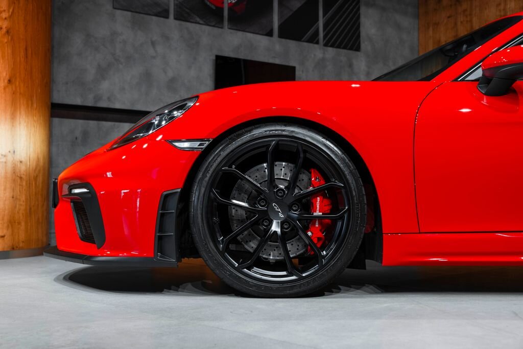 Porsche 718 Hatchback 4,0 l 309 kw