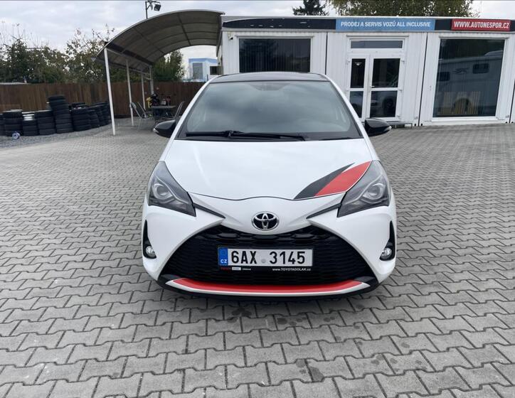Toyota Yaris 2