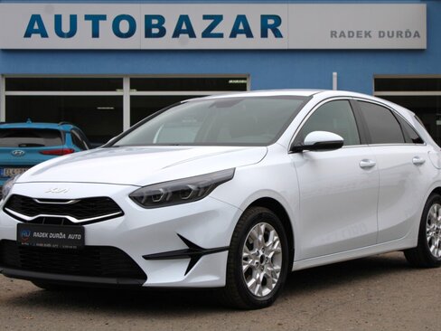 KIA Ceed Hatchback 1,5 l 117 kw