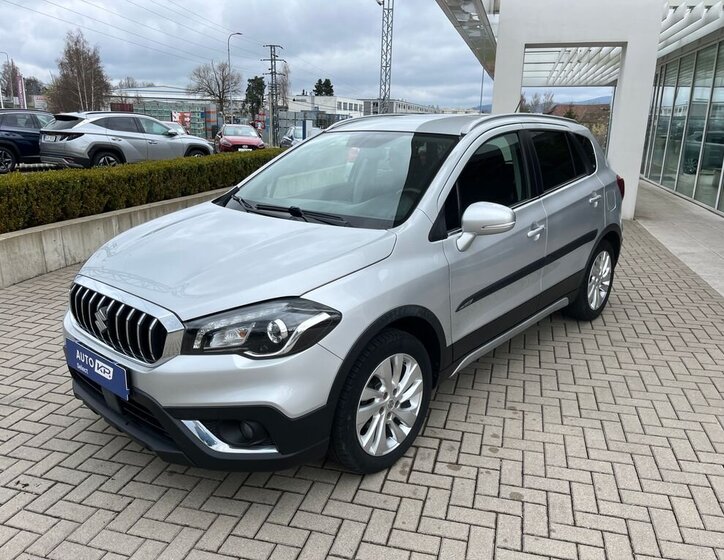 Suzuki SX4 S-Cross SUV / Terénní 998,0 82 kw
