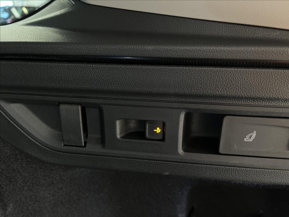 Škoda Superb Kombi 2,0 l 110 kw