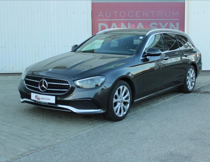 Mercedes-Benz Třídy E Kombi 2,0 l 143 kw