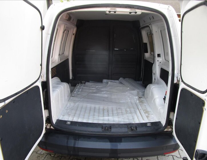 Volkswagen Caddy Skříň 2,0 l 75 kw