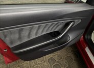 Tesla Model 3 Liftback 0,0 324 kw