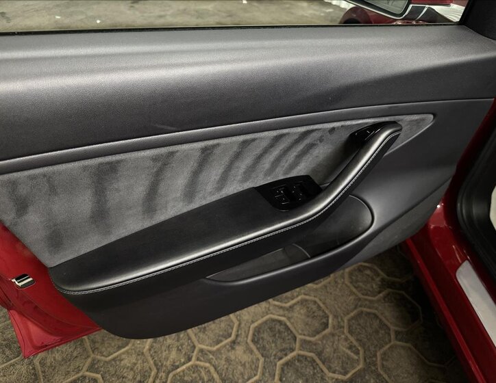 Tesla Model 3 Liftback 0,0 324 kw