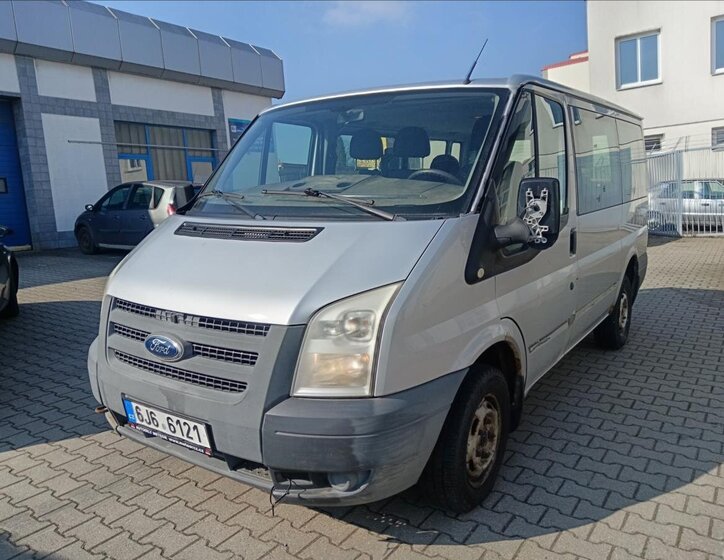 Ford Transit Kombi 2,2 l 85 kw