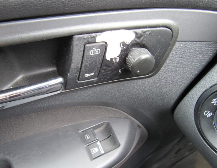 Volkswagen Touran Kombi 1,6 l 75 kw