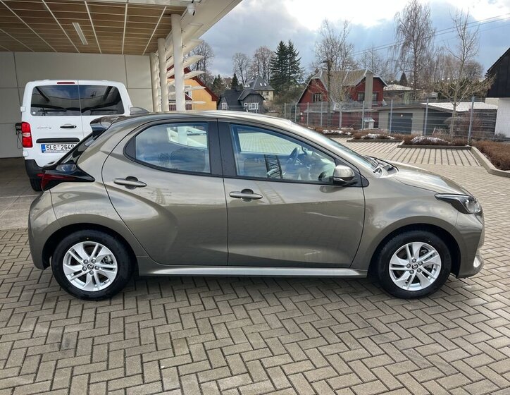 Toyota Yaris Hatchback 1,5 l 68 kw